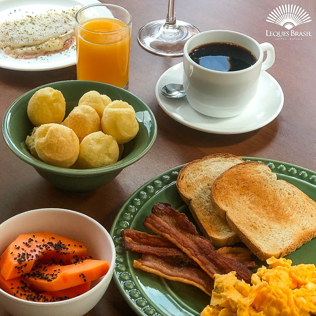 Leques Brasil Hotel Escola