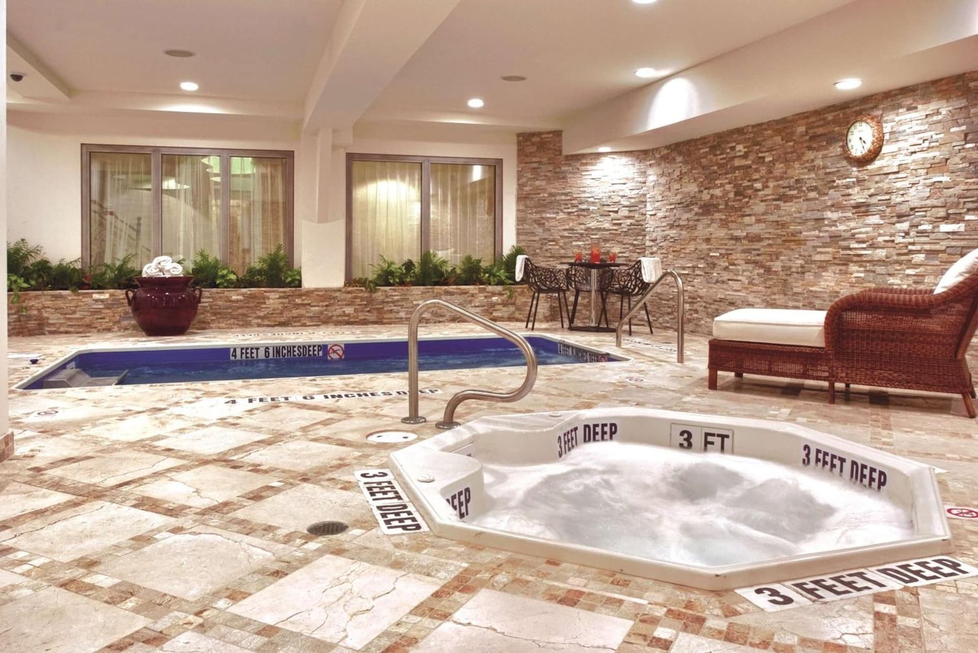 Viana Hotel & Spa