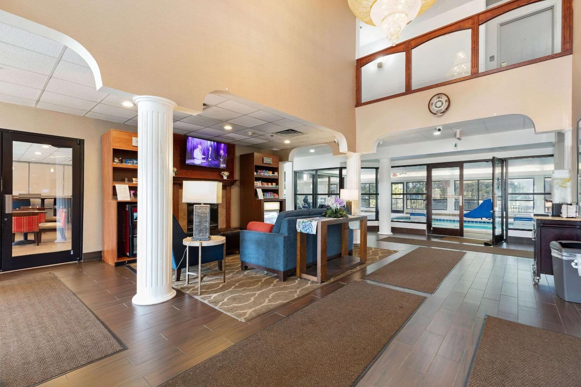 Comfort Suites Lombard/Addison