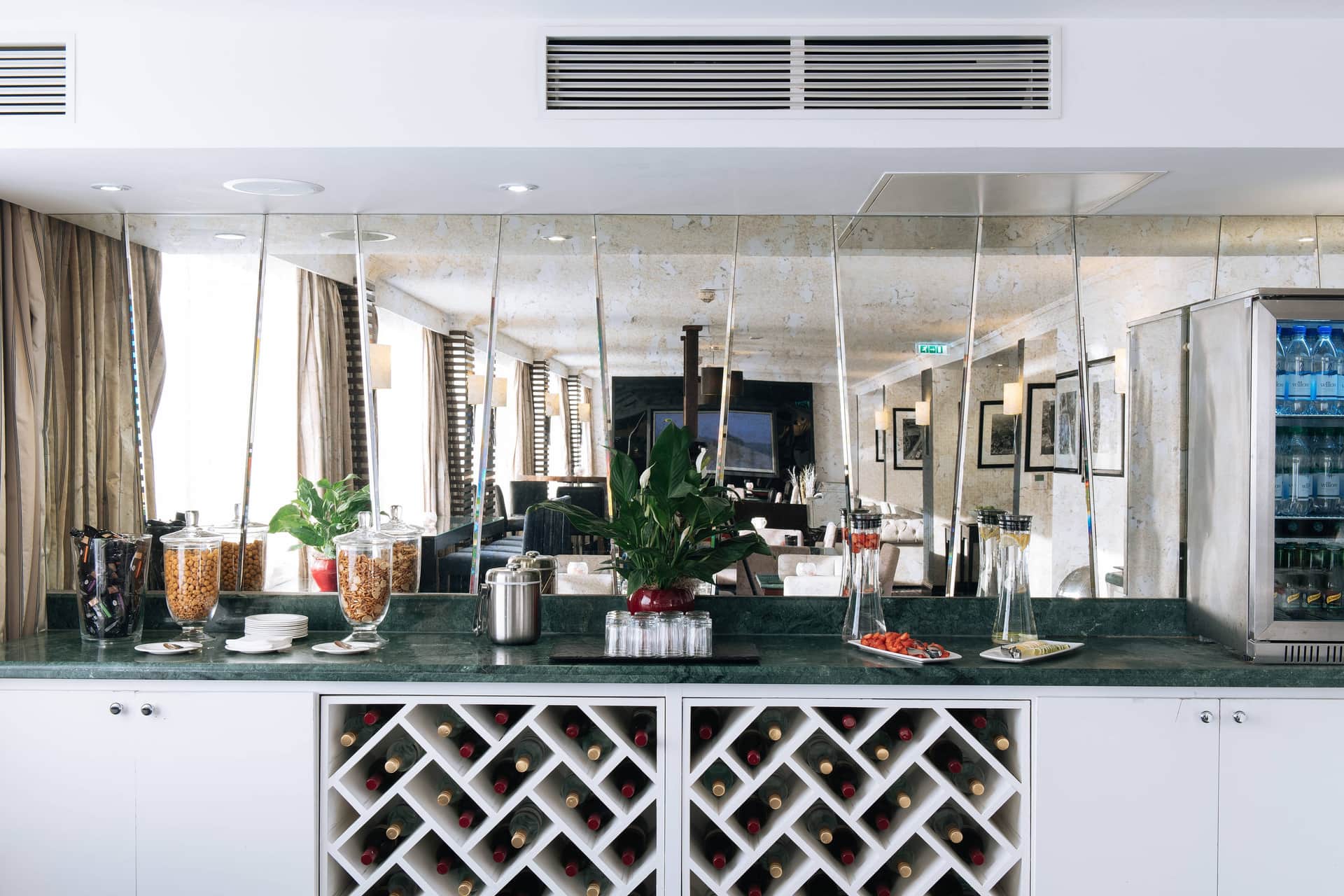 Renaissance London Heathrow Hotel