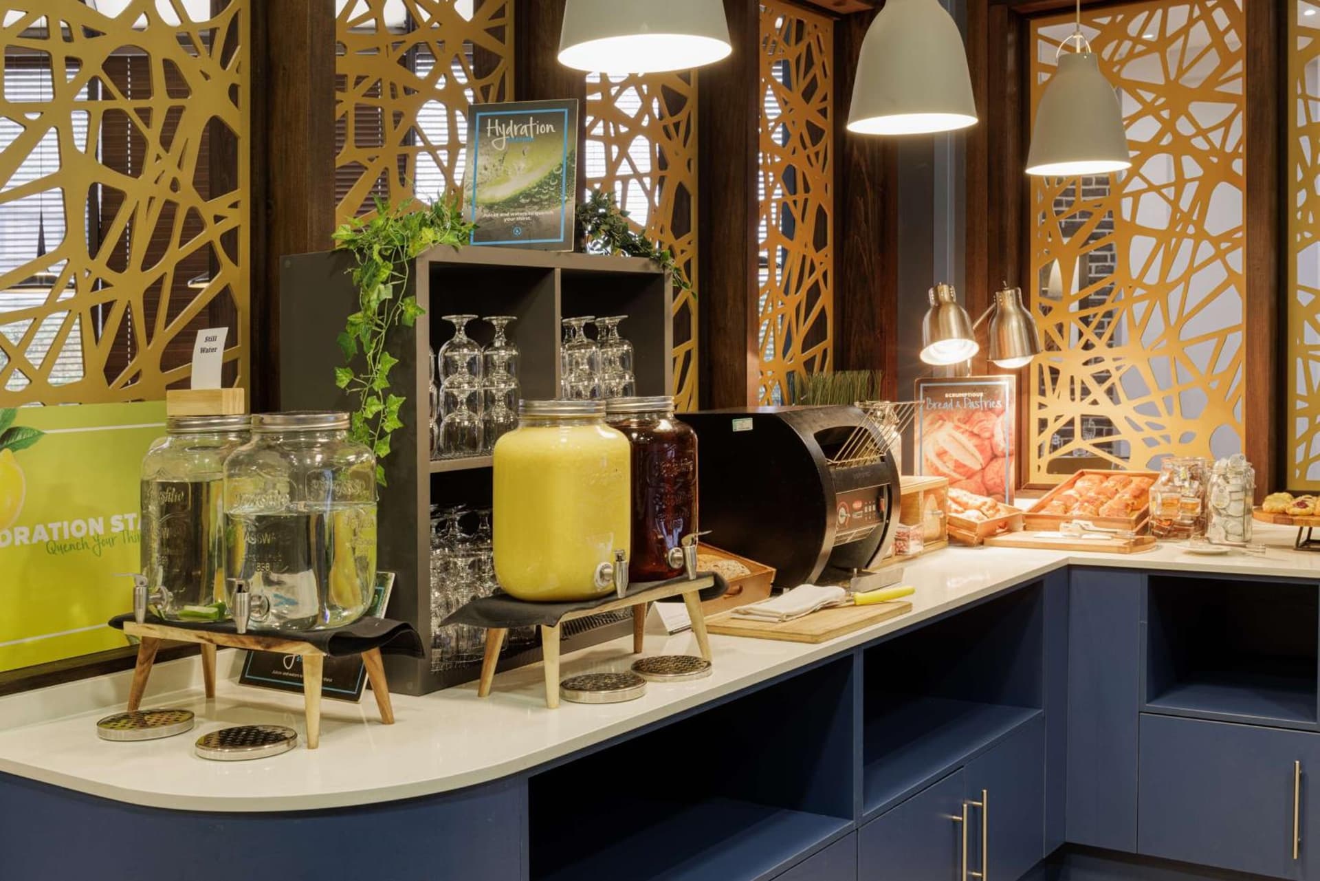 DoubleTree by Hilton Manchester Airport