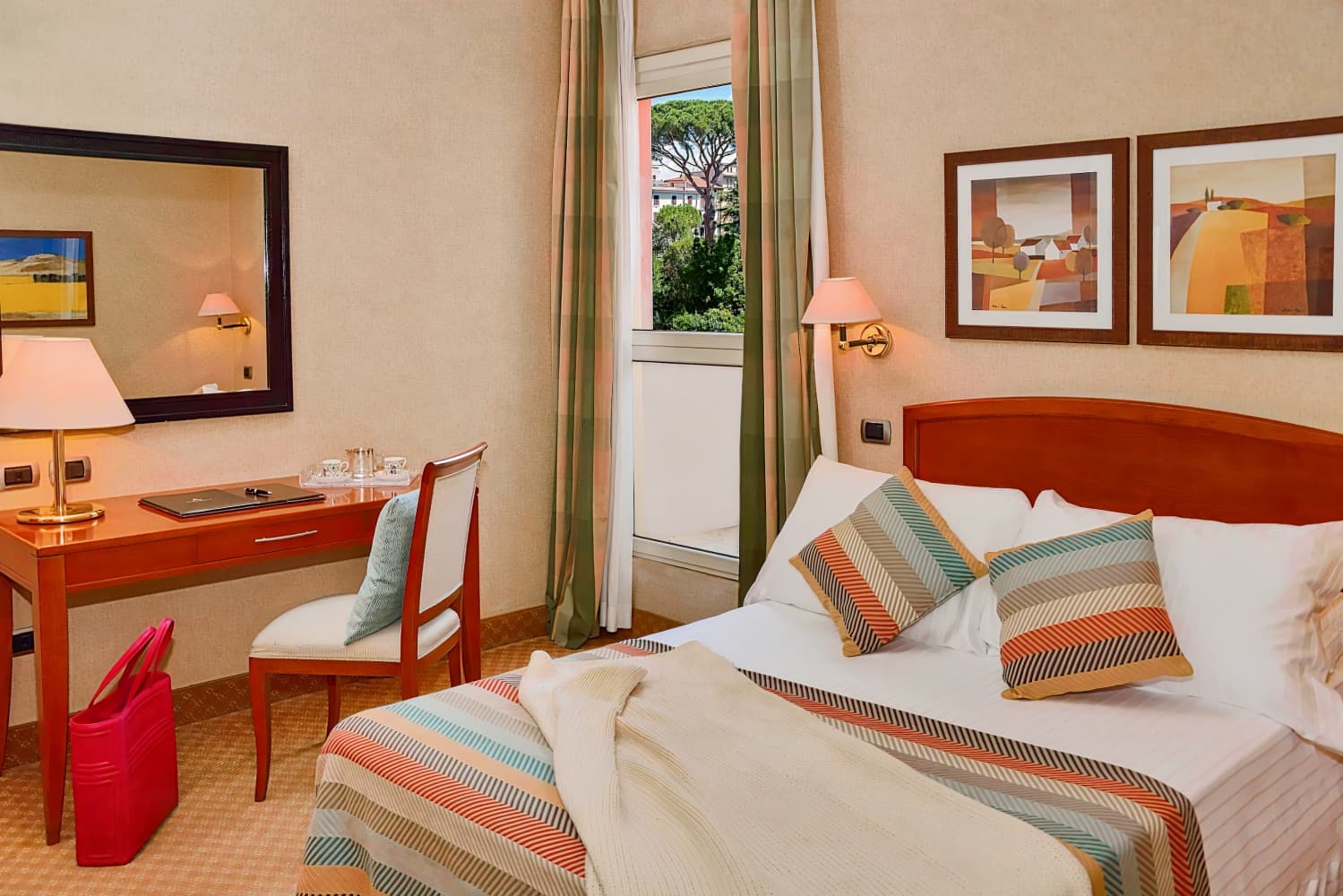 LH HOTEL LLOYD ROME