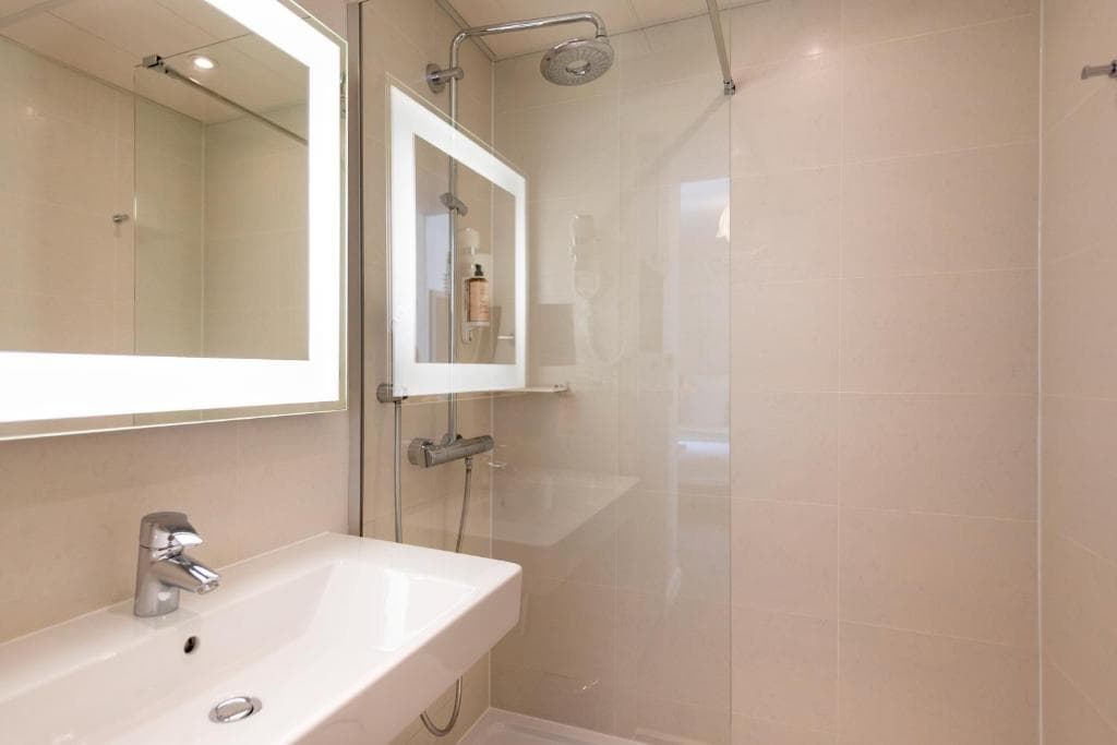 Hôtel Mercure Paris Montparnasse Raspail