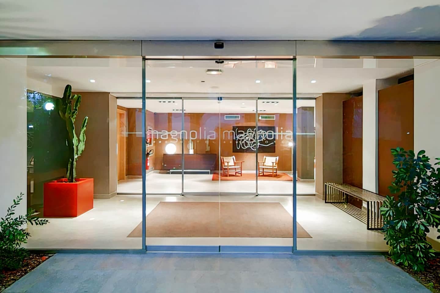 Magnolia Hotel