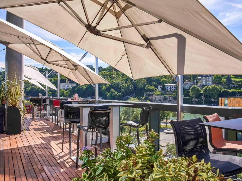 Novotel Lyon Centre Confluence Bord de Saone
