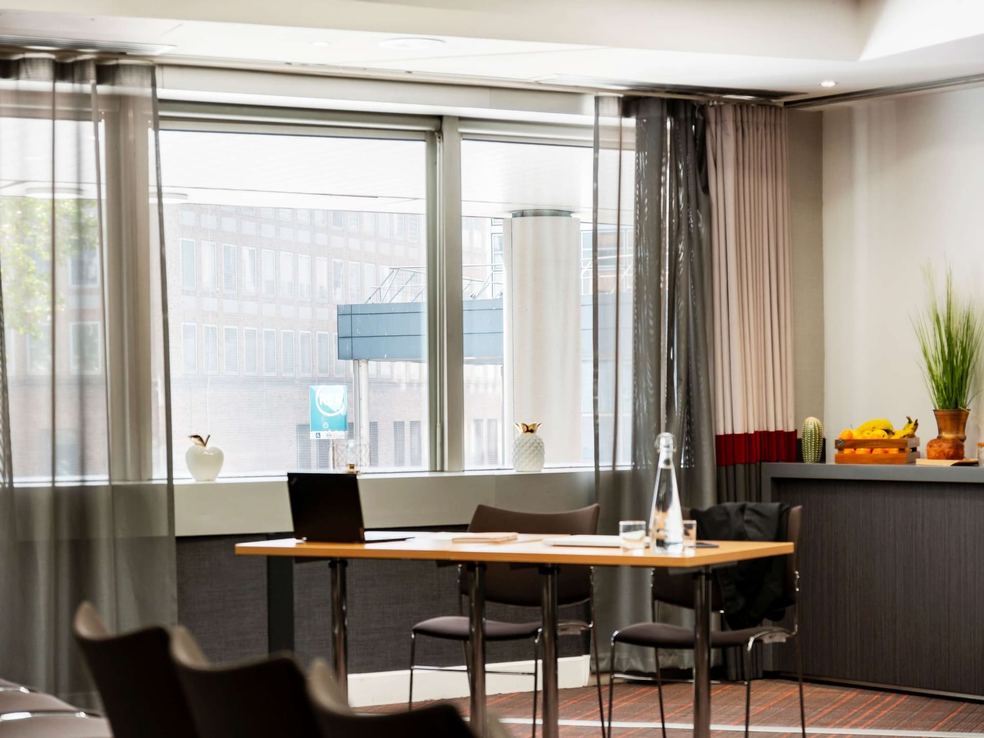 Hôtel Mercure Paris La Défense Grande Arche