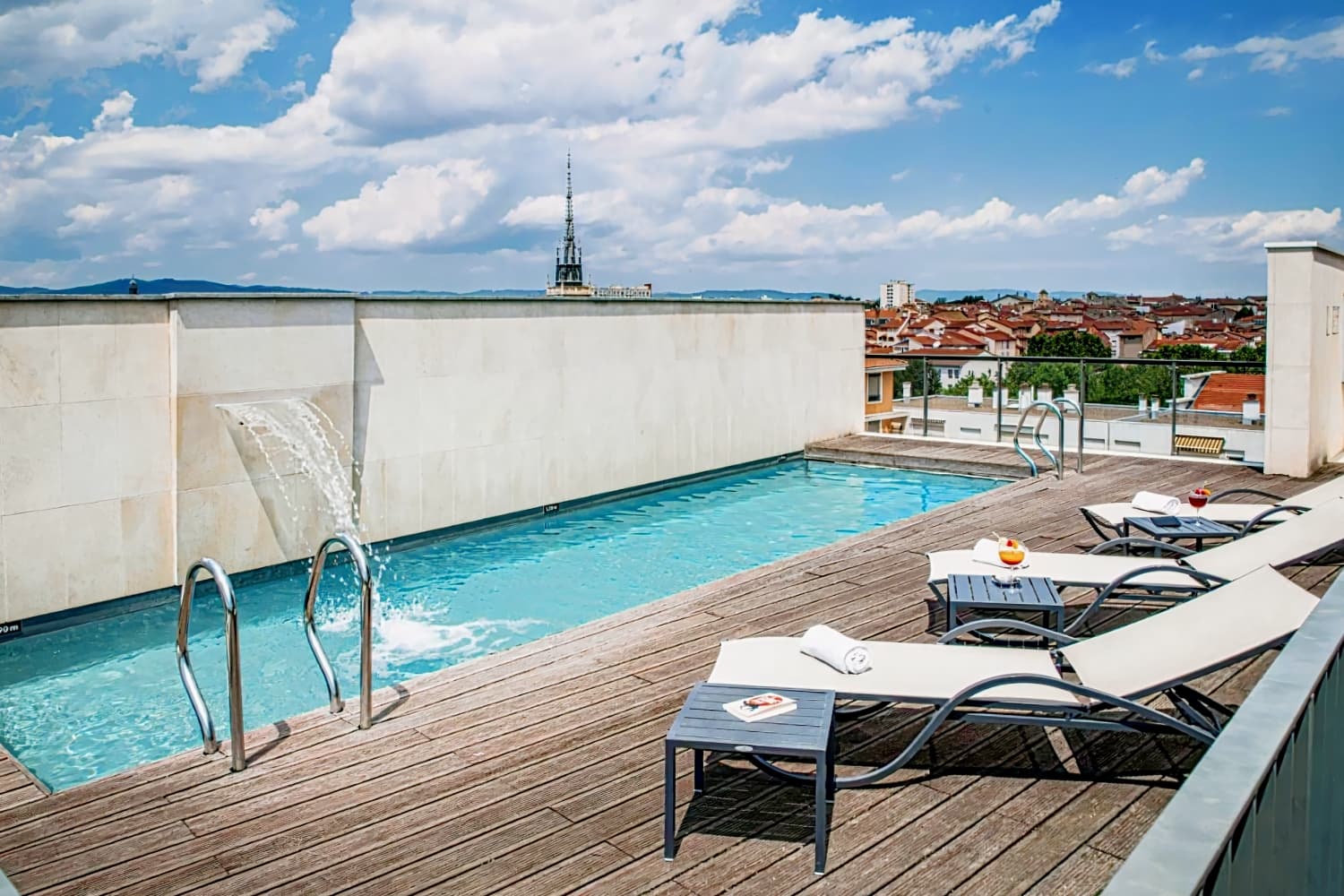 Hôtel Mercure Villefranche-en-Beaujolais - Ici & Là