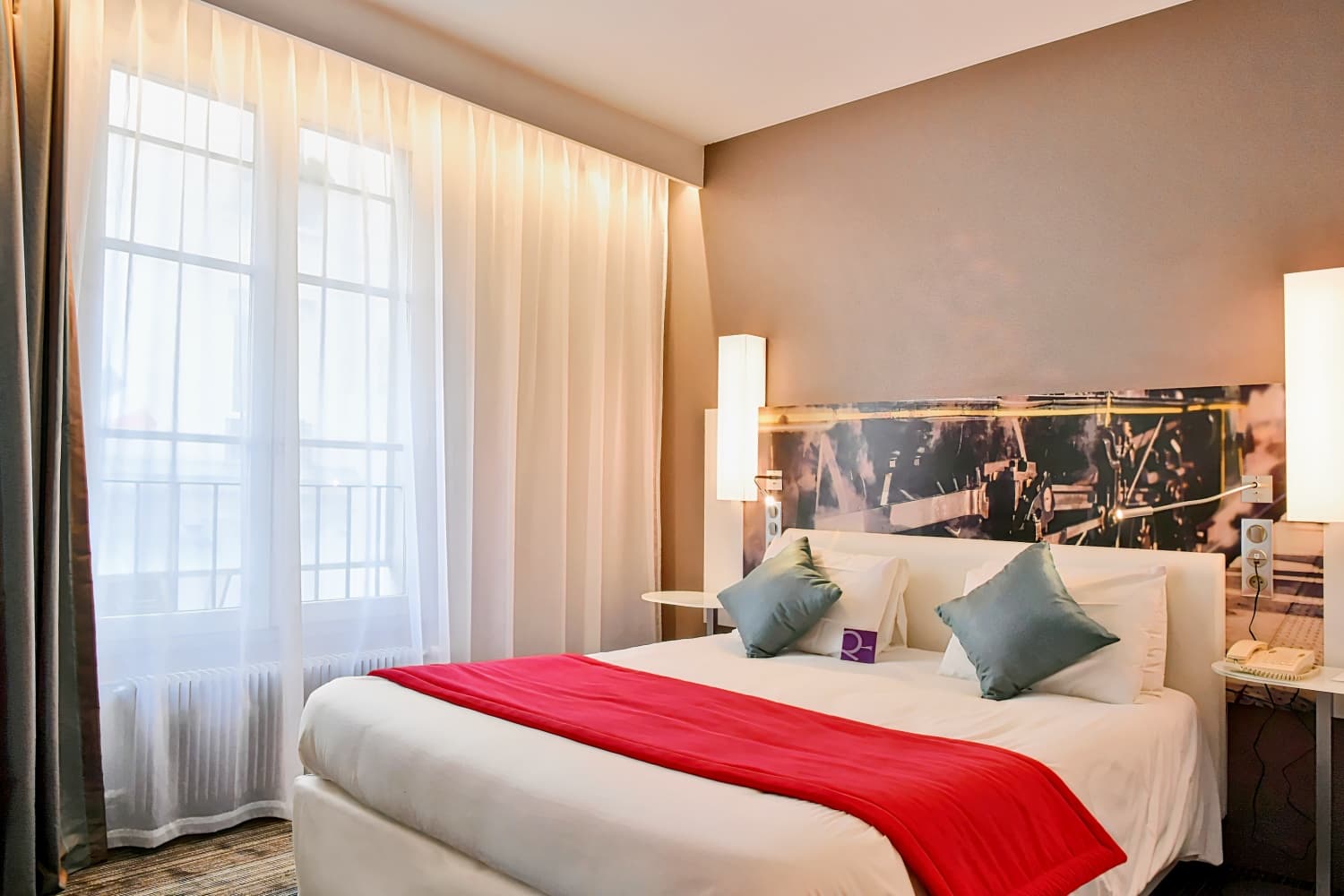 Hôtel Mercure Paris Gare de l'Est Magenta