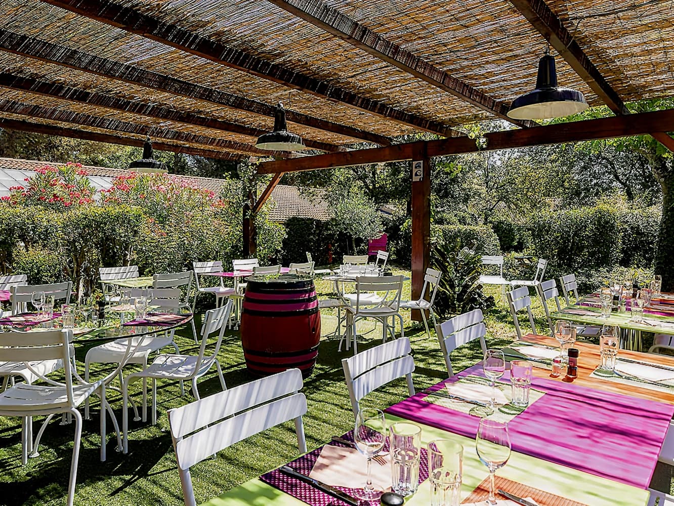 ibis Styles Aix-en-Provence Mas des Oliviers