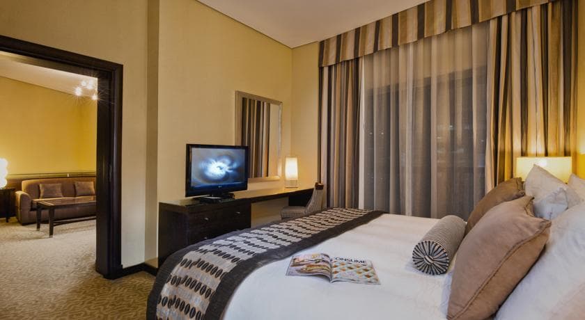 TIME Oak Hotel & Suites
