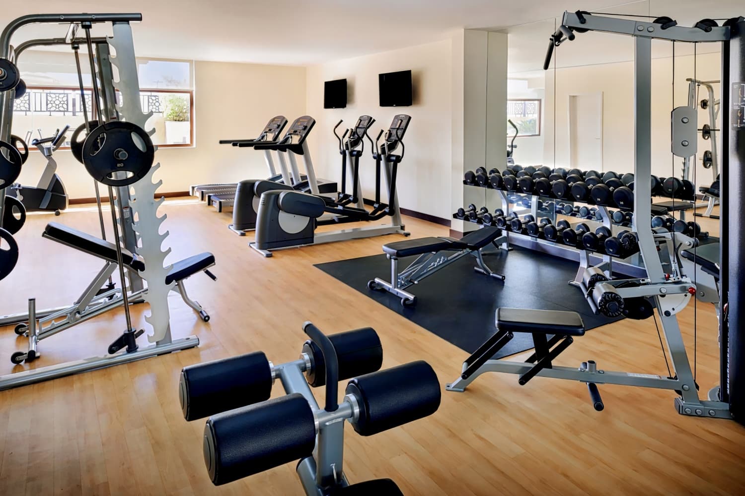 Mövenpick Hotel Apartment Al Mamzar Dubai