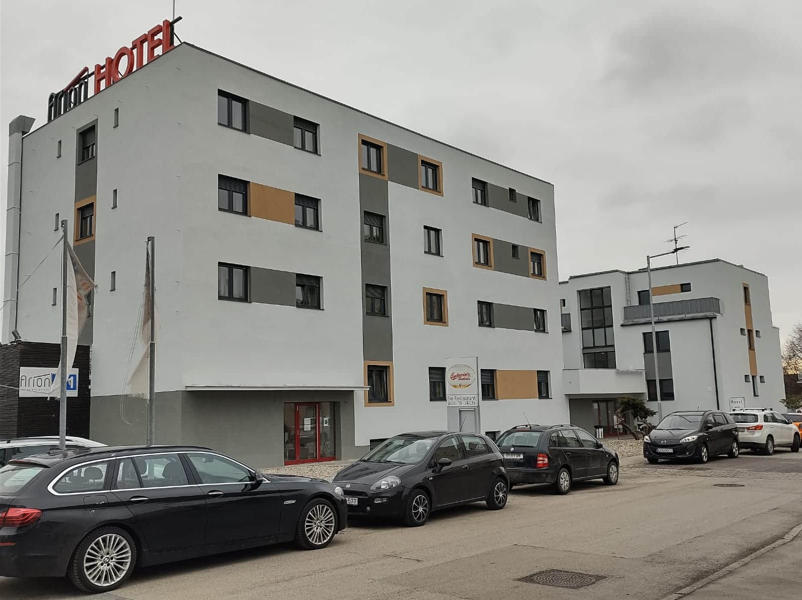 Arion Airport Hotel
