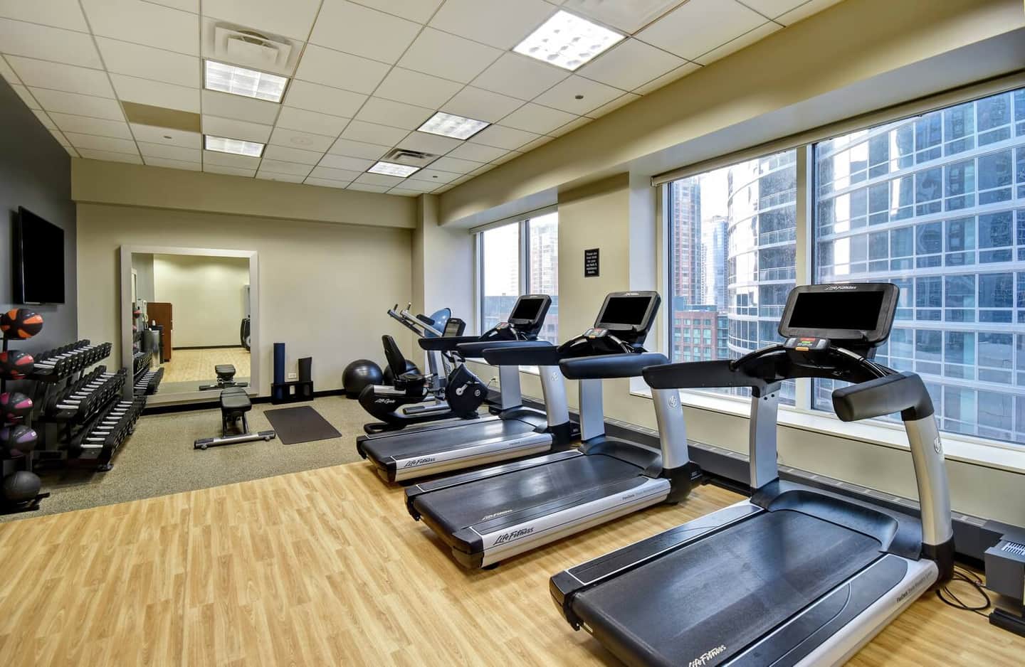 Embassy Suites by Hilton Chicago Downtown Magnificent Mile