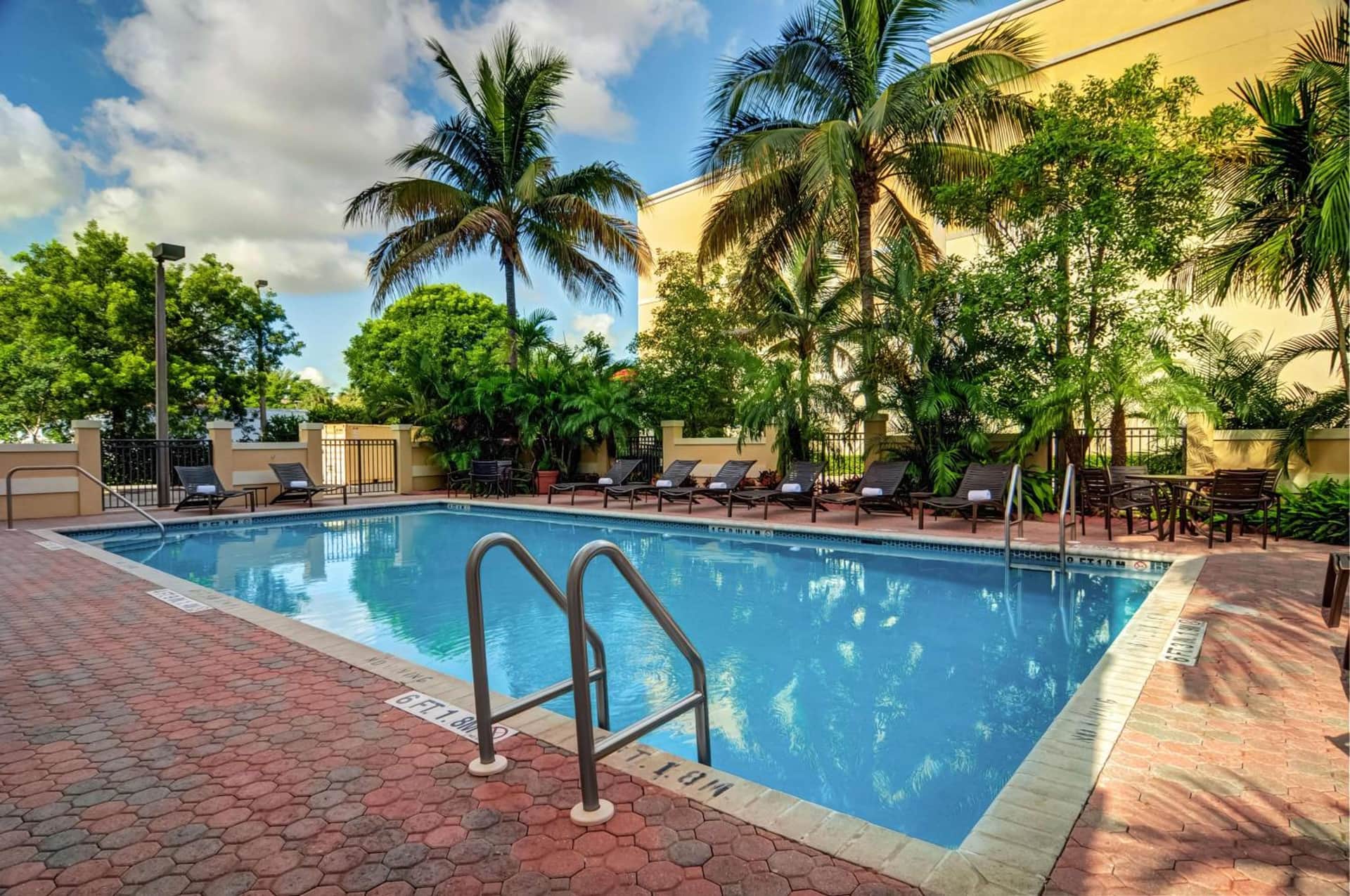 Hyatt Place Fort Lauderdale Cruise Port & Convention Center
