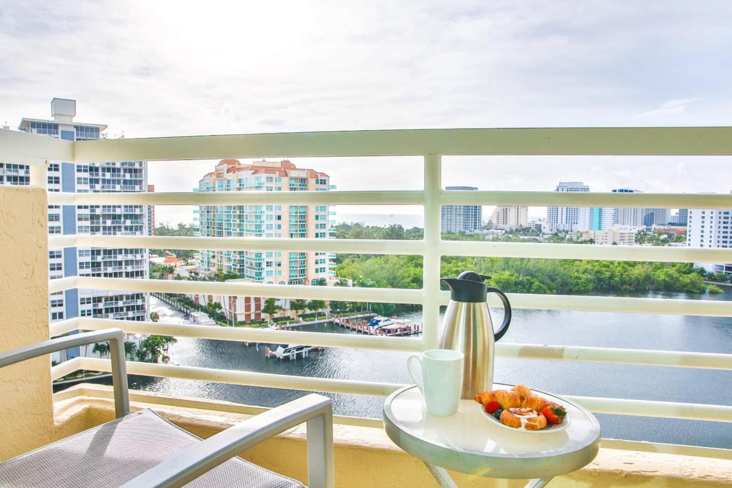 GALLERYone - a DoubleTree Suites by Hilton Hotel Fort Lauderdale