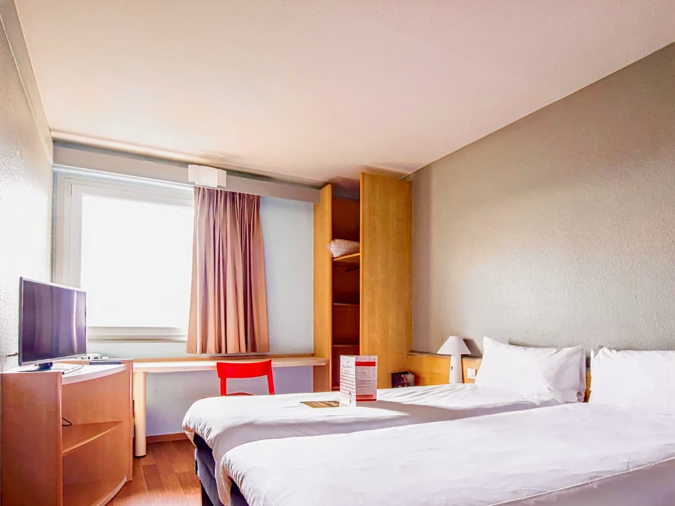 ibis Colmar Est