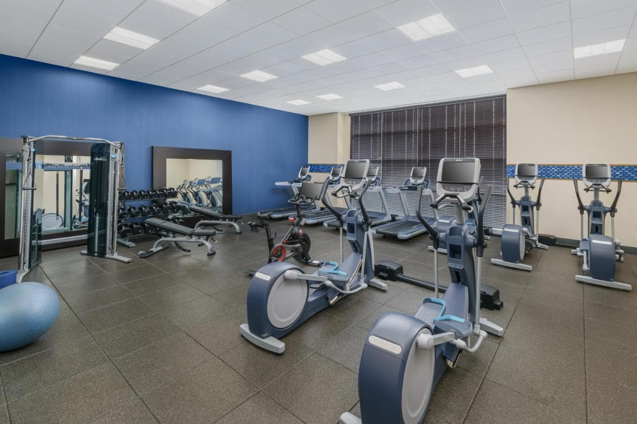 Hampton Inn & Suites LAX El Segundo