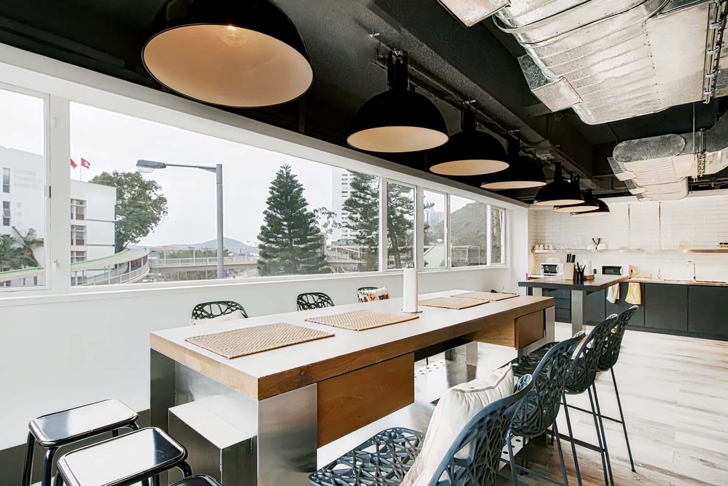 Mojo Nomad Aberdeen Harbour by Ovolo